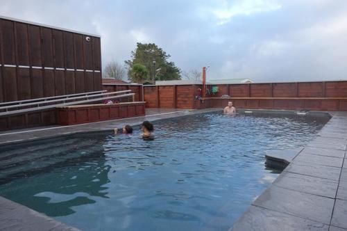 Parakai Springs Lodge Екстер'єр фото